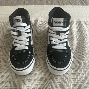 Vans Sk8-Hi Shoe (toddler)
